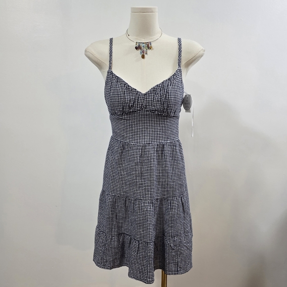 Hollister white and navy gingham dress with pockets and padded chest - Picture 5 of 6